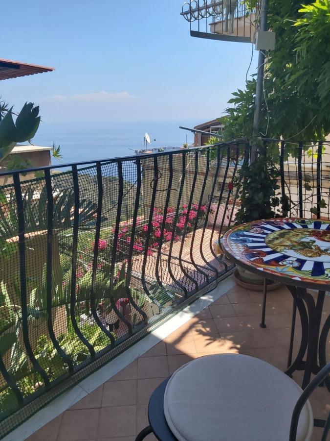 La Guardiola Di Angela E Nino Bed & Breakfast Taormina Luaran gambar