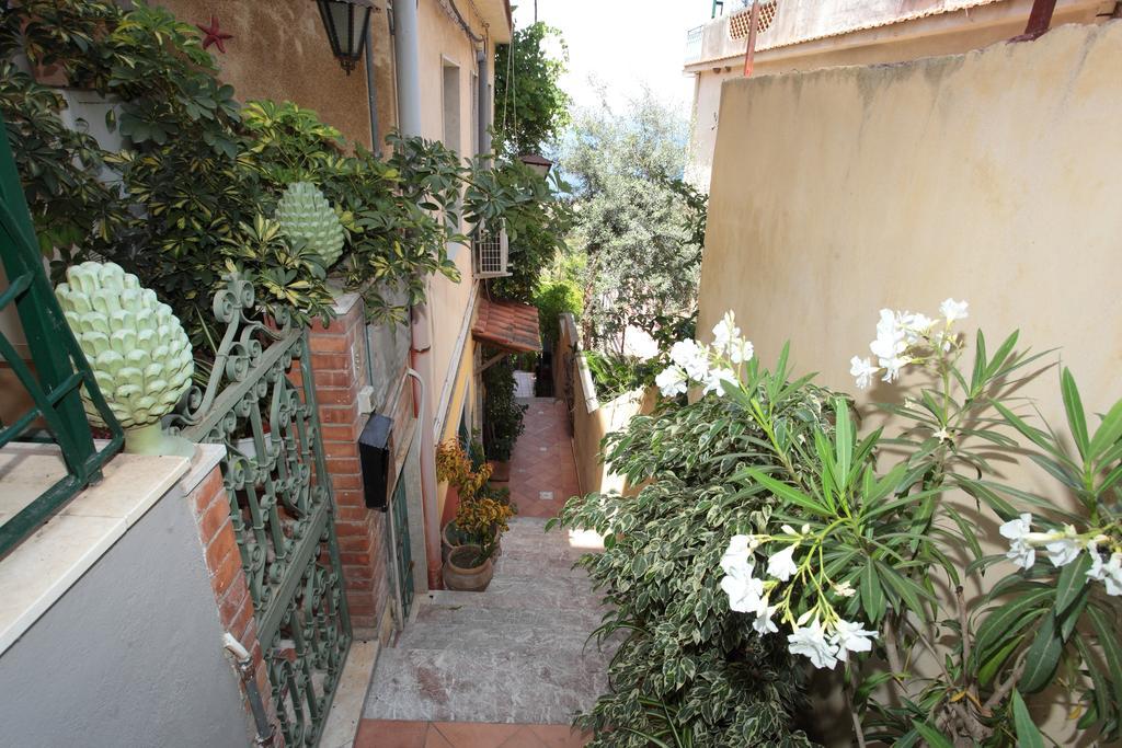 La Guardiola Di Angela E Nino Bed & Breakfast Taormina Luaran gambar